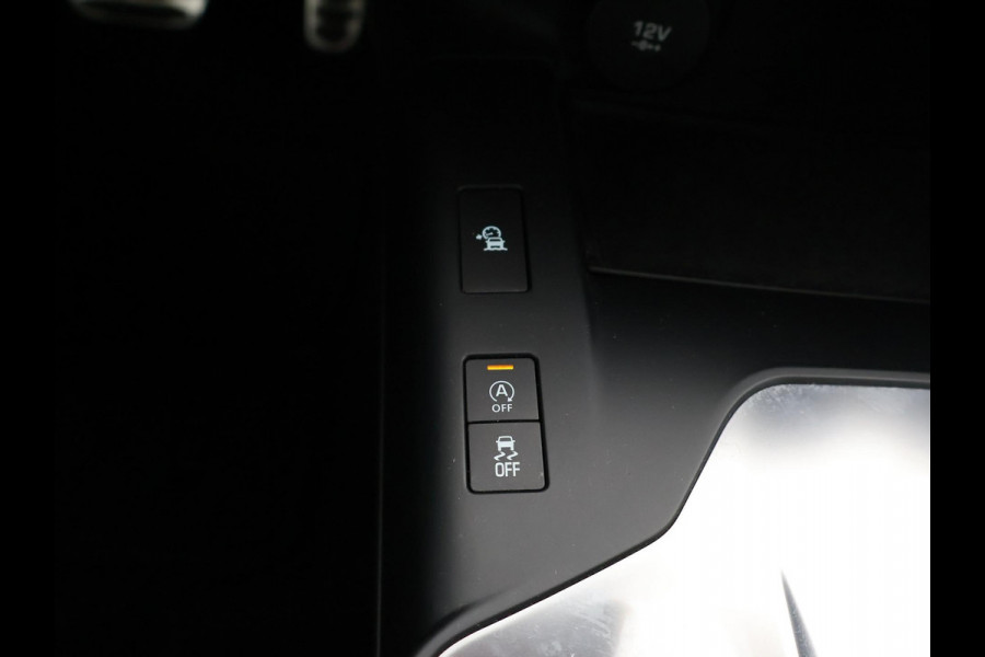 Jaguar E-Pace 2.0 TURBO P250 AWD R-DYNAMIC SE + PANORAMA / LEDER / CAMERA