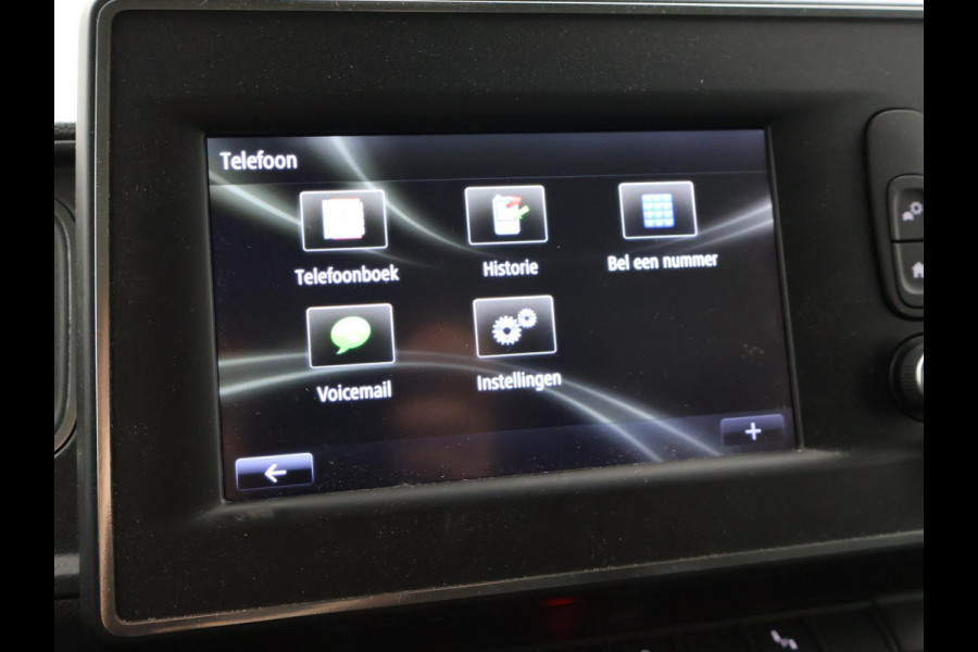 Renault Master 2.3 dCi 135 PK L1H1 WORK EDITION + CAMERA / TREKHAAK / NAVIGATIE / CLIMATE / CRUISE / DAB+