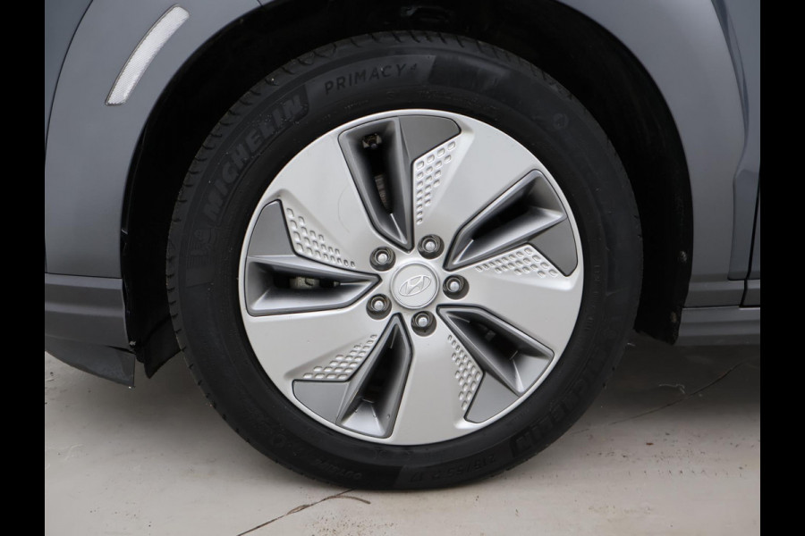 Hyundai Kona EV PREMIUM 64 kWh + SCHUIFDAK | KRELL AUDIO | STOELVENTILATIE | HEAD-UP | LEDER | ADAPTIVE CRUISE