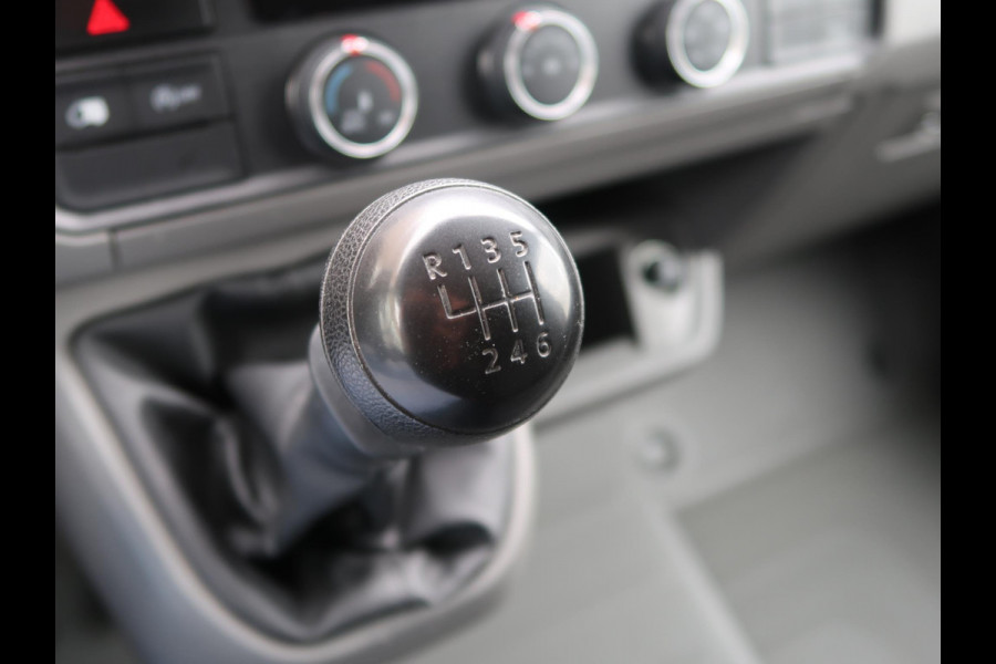 MAN TGE 30 2.0 *DEALER ONDERHOUDEN* + APPLE CARPLAY / CAMERA / NAVIGATIE