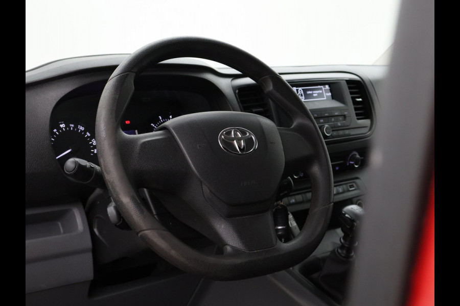 Toyota ProAce Worker 2.0 D-4D 122 PK COOL COMFORT + CAMERA / AIRCO / TREKHAAK / CRUISE CONTROL