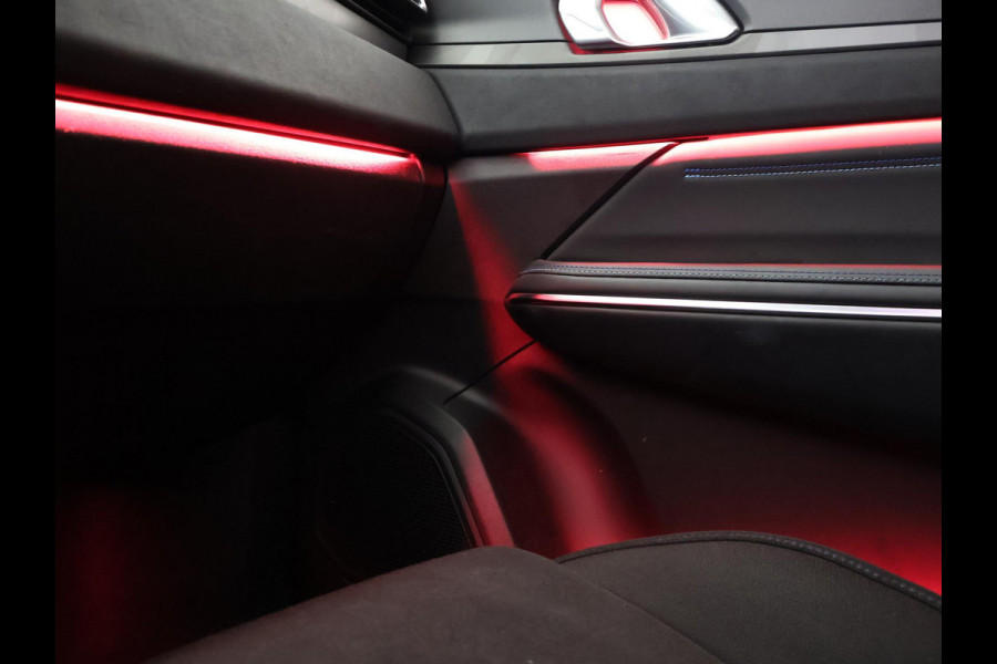 Lynk & Co 01 1.5 HYBRID 261 PK AUT. + 360 CAMERA | PANORAMA | SFEERVERLICHTING | ADAPTIVE CRUISE | FULL LED