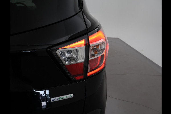 Ford Kuga 1.5 ECOBOOST 150 PK ST-LINE + AFN. TREKHAAK + STUUR/STOELVERW. | CAMERA | CARPLAY | 18 INCH
