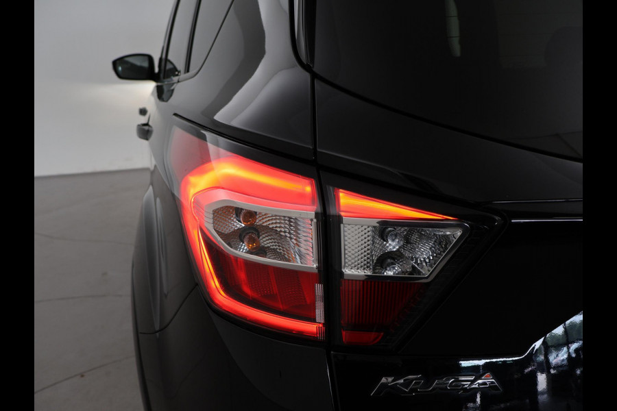 Ford Kuga 1.5 ECOBOOST 150 PK ST-LINE + AFN. TREKHAAK + STUUR/STOELVERW. | CAMERA | CARPLAY | 18 INCH
