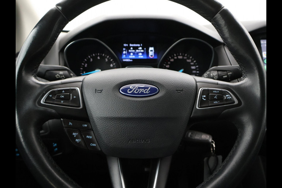 Ford FOCUS Wagon 1.0 ECOBOOST 125 PK + APPLE CARPLAY / TREKHAAK / VOORRUITVERWARMING