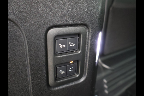 Land Rover Defender 2.0 D240 110 GRIJS KENTEKEN + PANORAMADAK | 360 CAMERA | WEGKL. TREKHAAK | MERIDIAN | LUCHTVERING