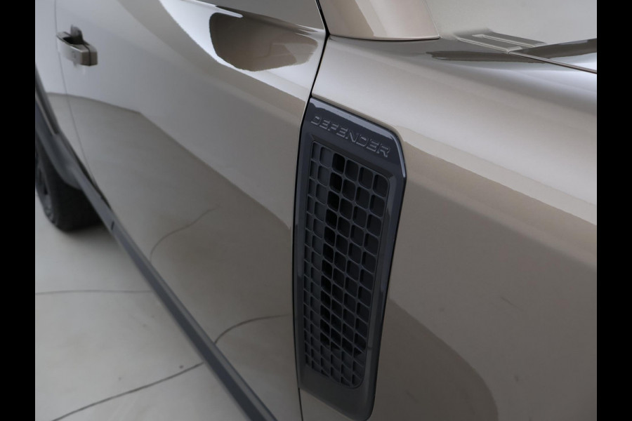 Land Rover Defender 2.0 D240 110 GRIJS KENTEKEN + PANORAMADAK | 360 CAMERA | WEGKL. TREKHAAK | MERIDIAN | LUCHTVERING