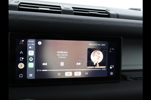 Land Rover Defender 2.0 D240 110 GRIJS KENTEKEN + PANORAMADAK | 360 CAMERA | WEGKL. TREKHAAK | MERIDIAN | LUCHTVERING