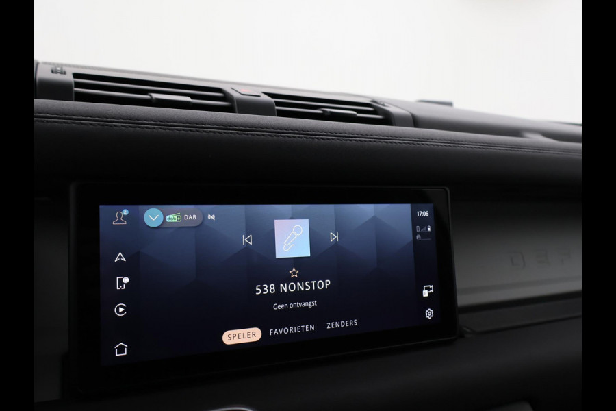 Land Rover Defender 2.0 D240 110 GRIJS KENTEKEN + PANORAMADAK | 360 CAMERA | WEGKL. TREKHAAK | MERIDIAN | LUCHTVERING