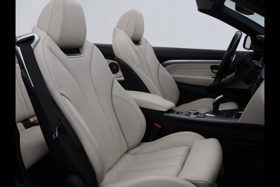 BMW 4 Serie Cabrio 420i M-SPORT + NEKVERWARMING | HEAD-UP | DAB | HARMAN/KARDON | MEMORY | CAMERA | SPORTSTOELEN