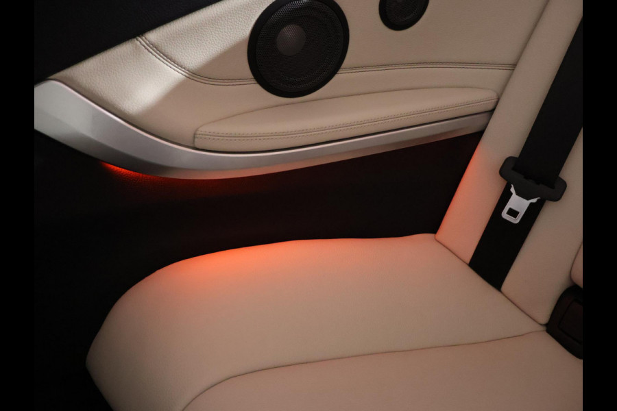 BMW 4 Serie Cabrio 420i M-SPORT + NEKVERWARMING | HEAD-UP | DAB | HARMAN/KARDON | MEMORY | CAMERA | SPORTSTOELEN