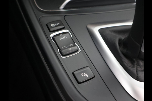 BMW 4 Serie Cabrio 420i M-SPORT + NEKVERWARMING | HEAD-UP | DAB | HARMAN/KARDON | MEMORY | CAMERA | SPORTSTOELEN