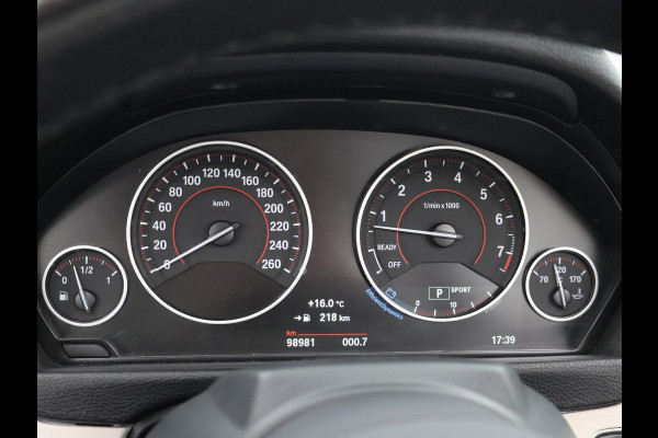 BMW 4 Serie Cabrio 420i M-SPORT + NEKVERWARMING | HEAD-UP | DAB | HARMAN/KARDON | MEMORY | CAMERA | SPORTSTOELEN