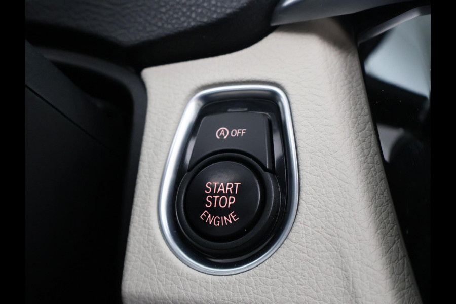 BMW 4 Serie Cabrio 420i M-SPORT + NEKVERWARMING | HEAD-UP | DAB | HARMAN/KARDON | MEMORY | CAMERA | SPORTSTOELEN