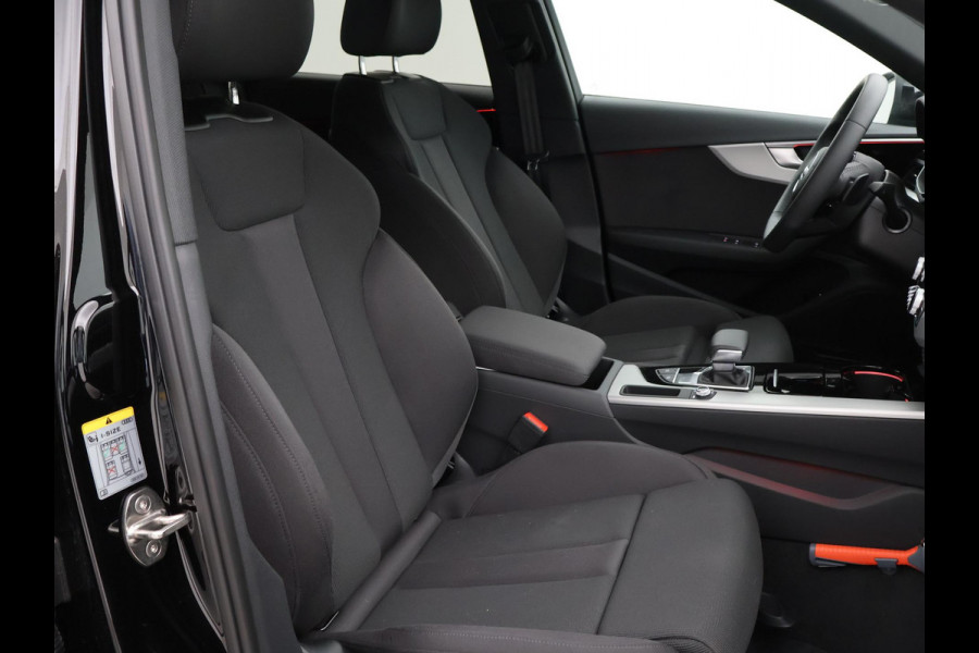 Audi A4 Limousine 35 TFSI 150 PK AUT. *999 KM!* + VIRTUAL COCKPIT | SFEERVERLICHTING | 19 INCH