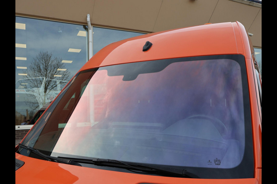 Mercedes-Benz Sprinter 316 2.2 CDI 163 PK L2H2 + 3500 KG TREKHAAK | APPLE CARPLAY | STANDKACHEL | CAMERA