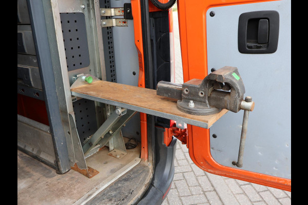 Mercedes-Benz Sprinter 316 2.2 CDI 163 PK L2H2 + 3500 KG TREKHAAK | APPLE CARPLAY | STANDKACHEL | CAMERA