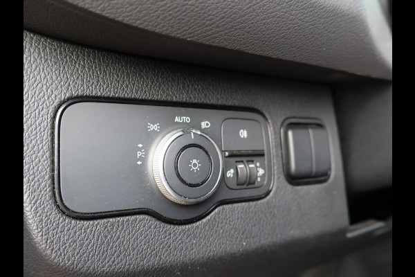 Mercedes-Benz Sprinter 316 2.2 CDI 163 PK L2H2 + 3500 KG TREKHAAK | APPLE CARPLAY | STANDKACHEL | CAMERA