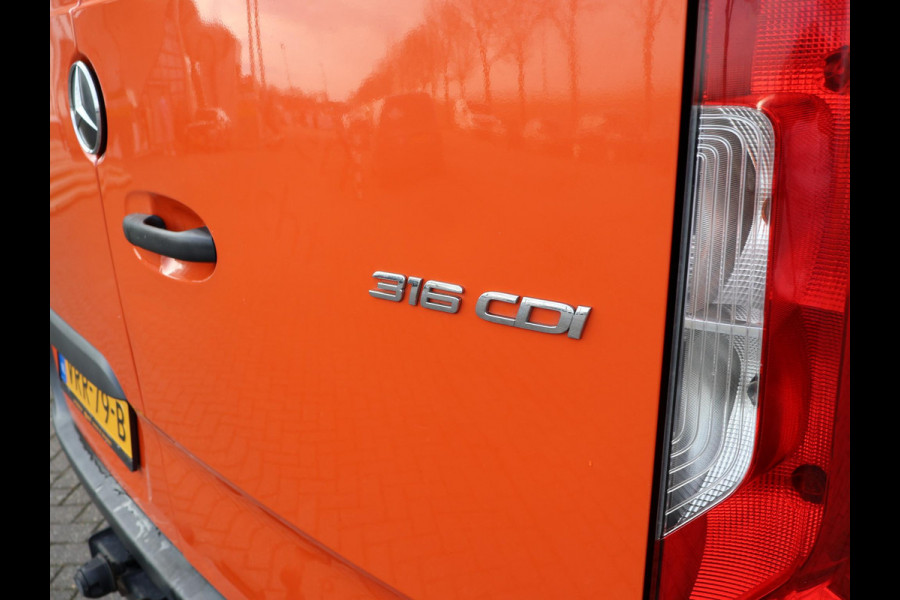 Mercedes-Benz Sprinter 316 2.2 CDI 163 PK L2H2 + 3500 KG TREKHAAK | APPLE CARPLAY | STANDKACHEL | CAMERA