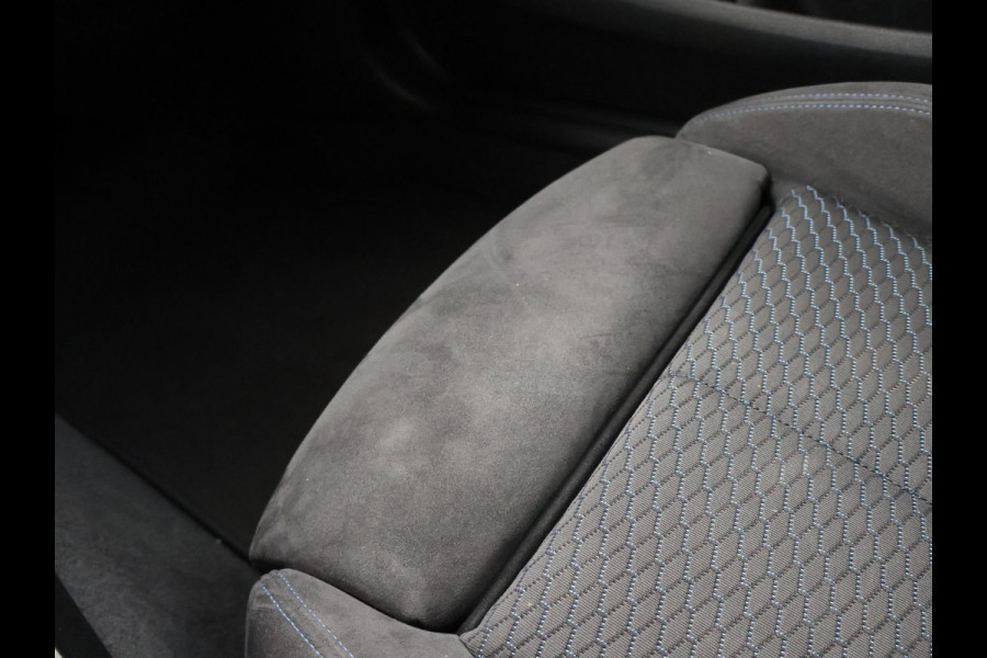 BMW 1-serie M140i 340 PK M-SPORT AUT8 + HARMAN/KARDON | 19 INCH | SPORTUITLAAT | CAMERA | STOELVERWARMING