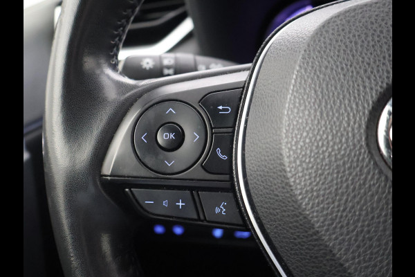 Toyota RAV4 2.5 HYBRID AWD BI-TONE + TREKHAAK | CARPLAY | CAMERA | STUUR/STOELVERWARMING