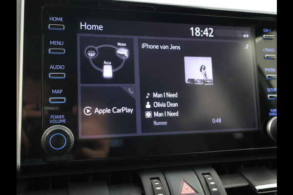 Toyota RAV4 2.5 HYBRID AWD BI-TONE + TREKHAAK | CARPLAY | CAMERA | STUUR/STOELVERWARMING