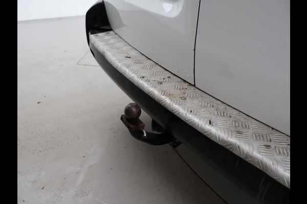 Toyota ProAce Worker 2.0 D-4D LONG NAVIGATOR + TREKHAAK / IMPERIAAL / NAVIGATIE / CRUISE CONTROL