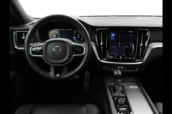 Volvo V60 2.0 T4 190 PK R-DESIGN + PANORAMADAK | WEGKL. TREKHAAK | STUURVERW. | ADAPTIVE CRUISE CONTROL