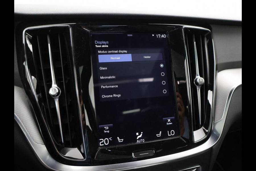Volvo V60 2.0 T4 190 PK R-DESIGN + PANORAMADAK | WEGKL. TREKHAAK | STUURVERW. | ADAPTIVE CRUISE CONTROL
