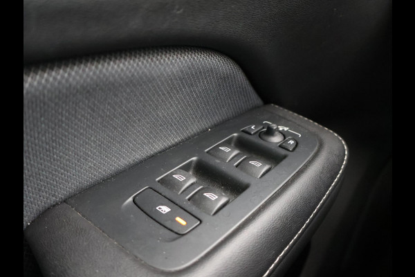 Volvo V60 2.0 T4 190 PK R-DESIGN + PANORAMADAK | WEGKL. TREKHAAK | STUURVERW. | ADAPTIVE CRUISE CONTROL