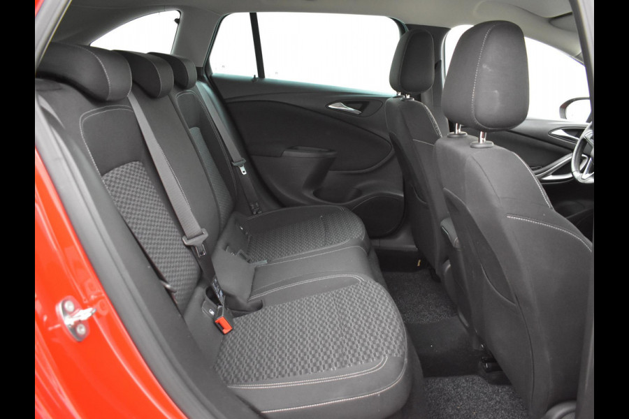 Opel Astra Sports Tourer 1.4 TURBO 150 PK AUT. *BTW* + APPLE CARPLAY / SPORTSTOELEN / DAB