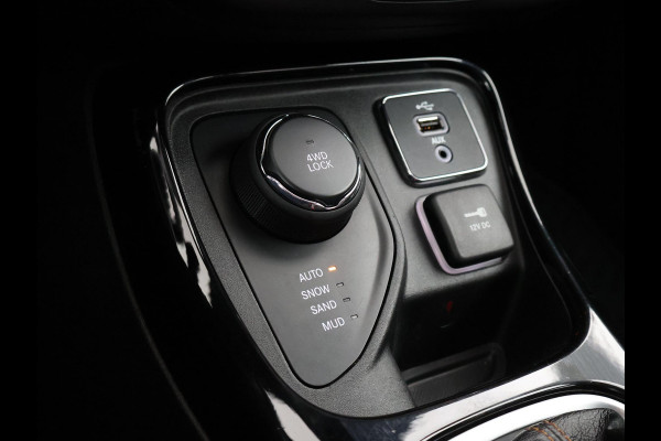 Jeep Compass 1.4 MULTIAIR 170 PK AUT. 4X4 LIMITED + BEATS AUDIO | APPLE CARPLAY | STUURVERWARMING