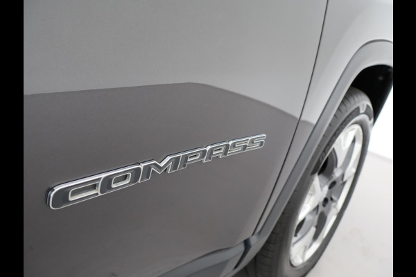 Jeep Compass 1.4 MULTIAIR 170 PK AUT. 4X4 LIMITED + BEATS AUDIO | APPLE CARPLAY | STUURVERWARMING