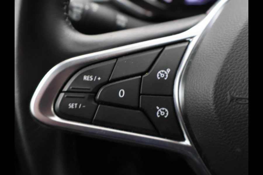 Renault Captur 1.0 TCe 100 PK INTENS + APPLE CARPLAY / SFEERVERLICHTING / TREKHAAK