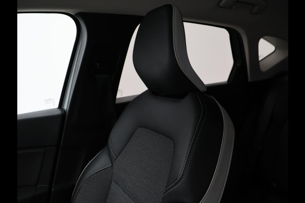 Renault Captur 1.0 TCe 100 PK INTENS + APPLE CARPLAY / SFEERVERLICHTING / TREKHAAK