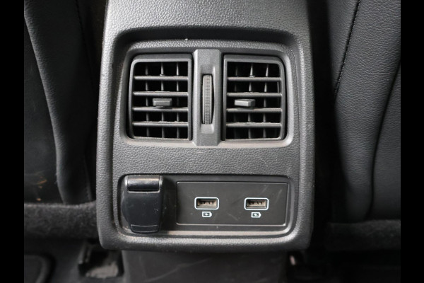 Renault Captur 1.0 TCe 100 PK INTENS + APPLE CARPLAY / SFEERVERLICHTING / TREKHAAK