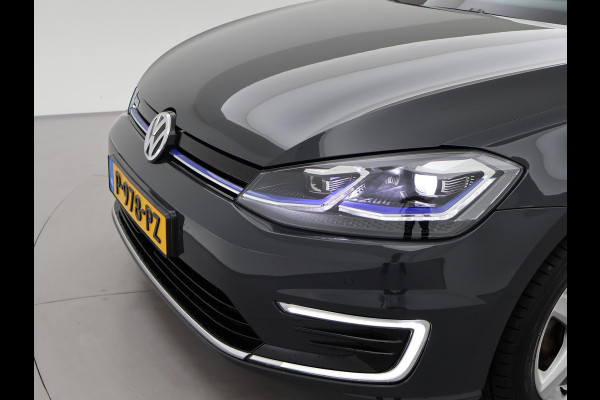 Volkswagen e-Golf Aut. + APPLE CARPLAY | FULL LED | CAMERA | SFEERVERLICHTING | NAVIGATIE