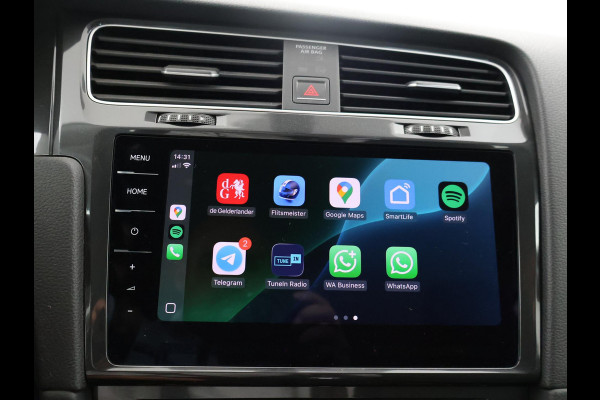Volkswagen e-Golf Aut. + APPLE CARPLAY | FULL LED | CAMERA | SFEERVERLICHTING | NAVIGATIE
