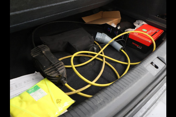 Volkswagen e-Golf Aut. + APPLE CARPLAY | FULL LED | CAMERA | SFEERVERLICHTING | NAVIGATIE