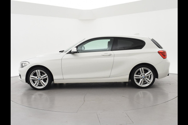 BMW 1-serie 118i 3-DEURS + LEDER | SPORTSTOELEN | STOELVERW. | 18 INCH