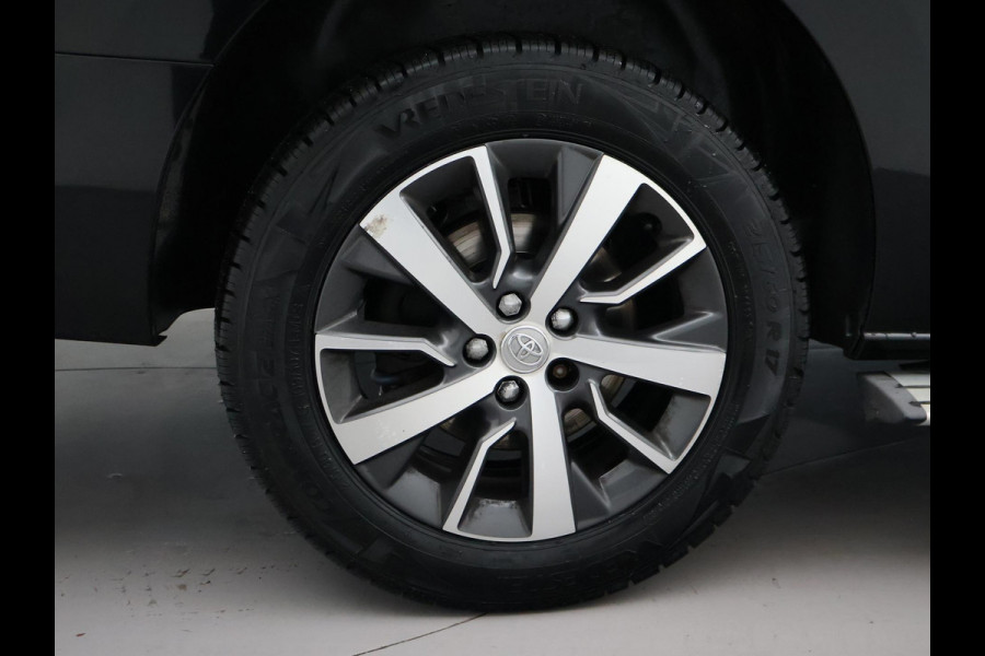 Toyota ProAce Worker 2.0 D-4D 180 PK AUT. BLACK PLATINUM + LEDER STOELVERW. | CAMERA | TREKHAAK| NAVIGATIE | TREEPLANKEN