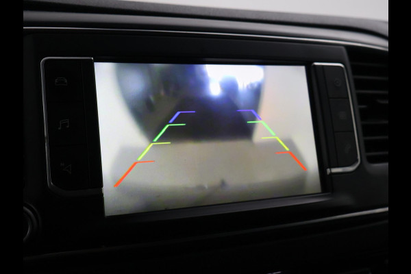 Toyota ProAce Worker 2.0 D-4D 180 PK AUT. BLACK PLATINUM + LEDER STOELVERW. | CAMERA | TREKHAAK| NAVIGATIE | TREEPLANKEN