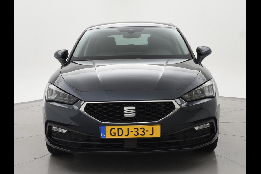 Seat Leon 1.0 TSI STYLE INTENSE + WEGKL. TREKHAAK | VIRTUAL COCKPIT | CAMERA | STOELVERW. | NAVIGATIE | CARPLAY