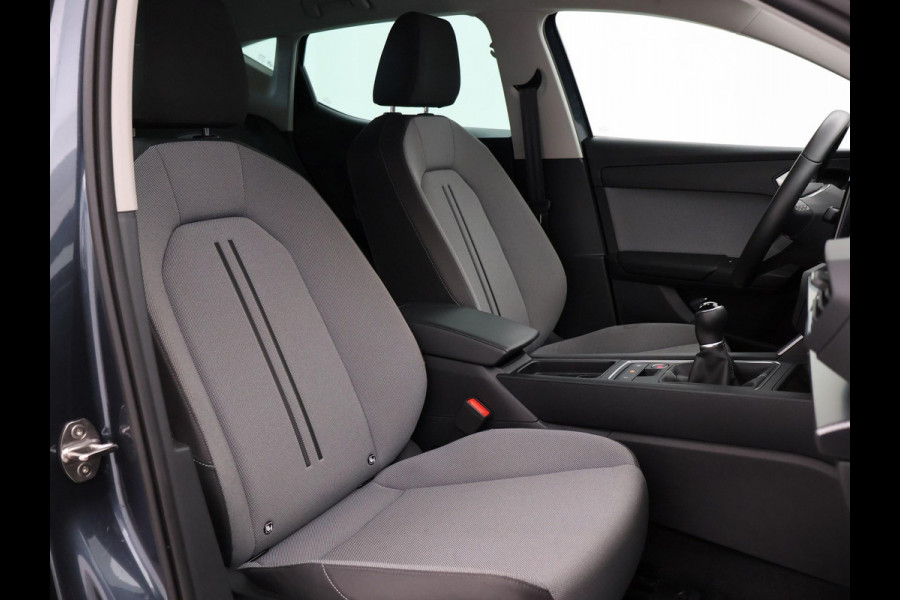 Seat Leon 1.0 TSI STYLE INTENSE + WEGKL. TREKHAAK | VIRTUAL COCKPIT | CAMERA | STOELVERW. | NAVIGATIE | CARPLAY