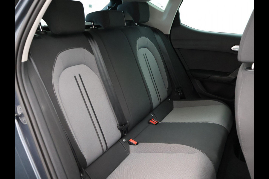 Seat Leon 1.0 TSI STYLE INTENSE + WEGKL. TREKHAAK | VIRTUAL COCKPIT | CAMERA | STOELVERW. | NAVIGATIE | CARPLAY