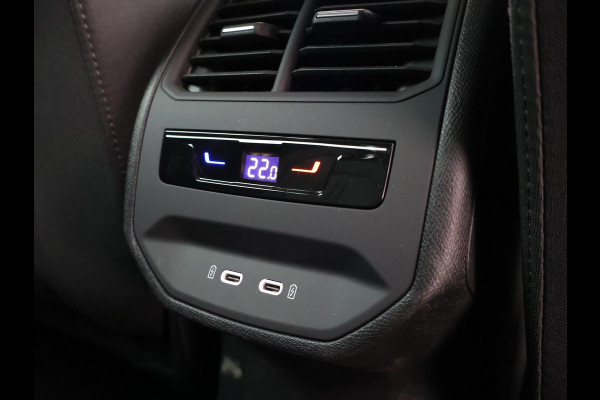 Seat Leon 1.0 TSI STYLE INTENSE + WEGKL. TREKHAAK | VIRTUAL COCKPIT | CAMERA | STOELVERW. | NAVIGATIE | CARPLAY