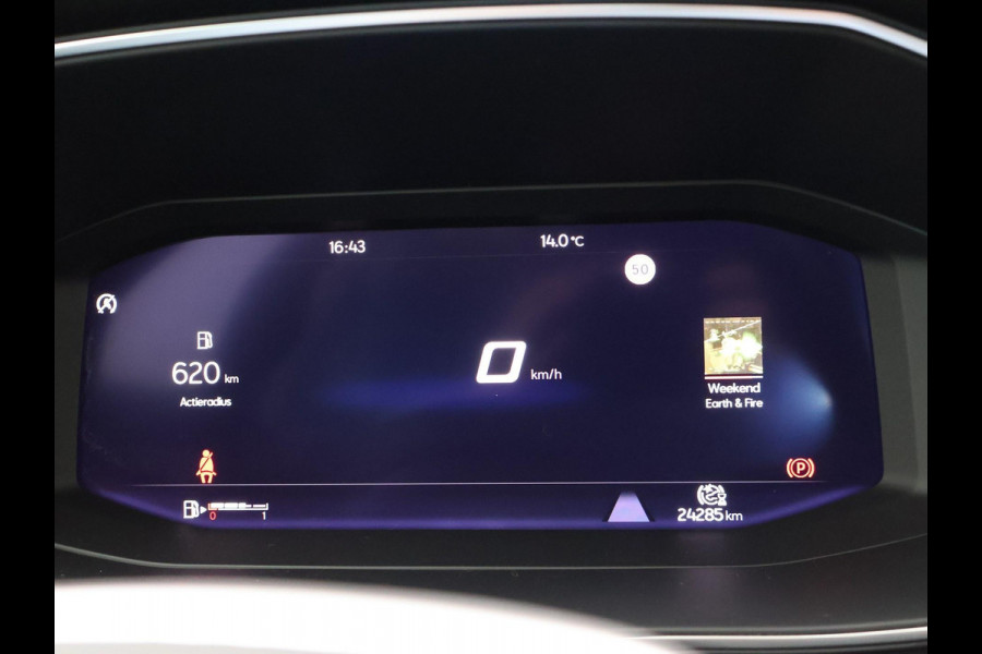 Seat Leon 1.0 TSI STYLE INTENSE + WEGKL. TREKHAAK | VIRTUAL COCKPIT | CAMERA | STOELVERW. | NAVIGATIE | CARPLAY