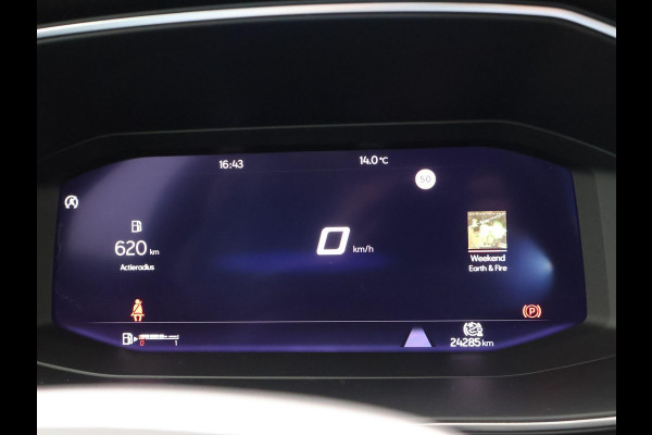 Seat Leon 1.0 TSI STYLE INTENSE + WEGKL. TREKHAAK | VIRTUAL COCKPIT | CAMERA | STOELVERW. | NAVIGATIE | CARPLAY