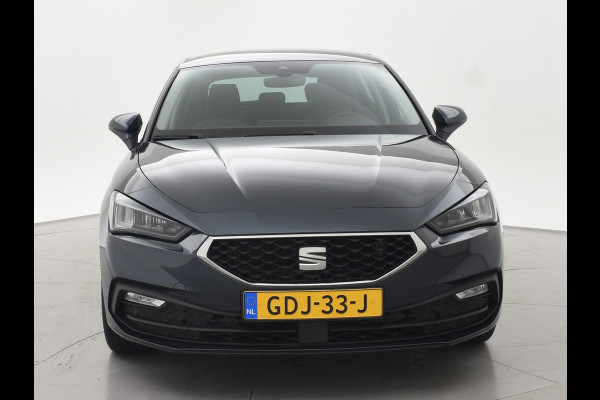 Seat Leon 1.0 TSI STYLE INTENSE + WEGKL. TREKHAAK | VIRTUAL COCKPIT | CAMERA | STOELVERW. | NAVIGATIE | CARPLAY
