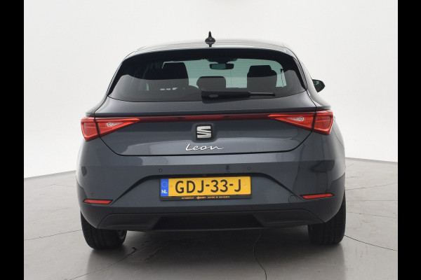 Seat Leon 1.0 TSI STYLE INTENSE + WEGKL. TREKHAAK | VIRTUAL COCKPIT | CAMERA | STOELVERW. | NAVIGATIE | CARPLAY